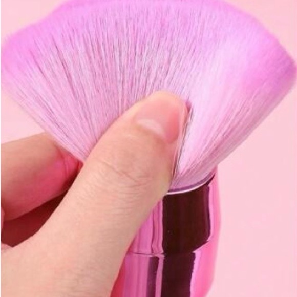 New 💜 Pink Makeup Brush - Picture 4 of 5
